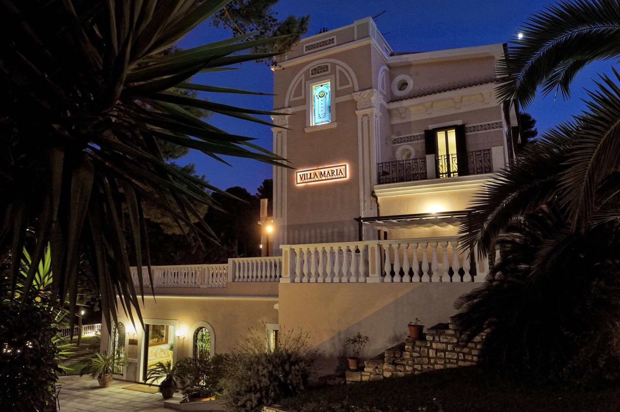 Park Hotel Villa Maria San Menaio Exterior foto